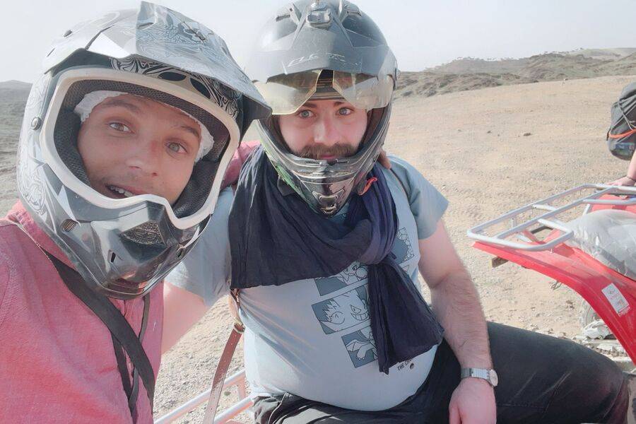 Quad-Bike und Live-Show und Abendessen in der Wüste von Agafay