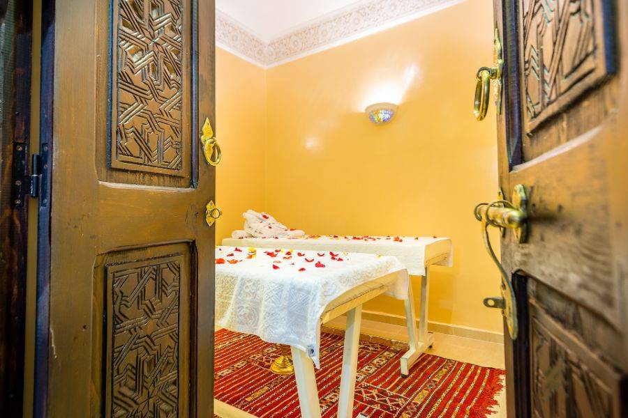 Romantisches Spa-Erlebnis mit Abendessen im Restaurant Chouf L'Or